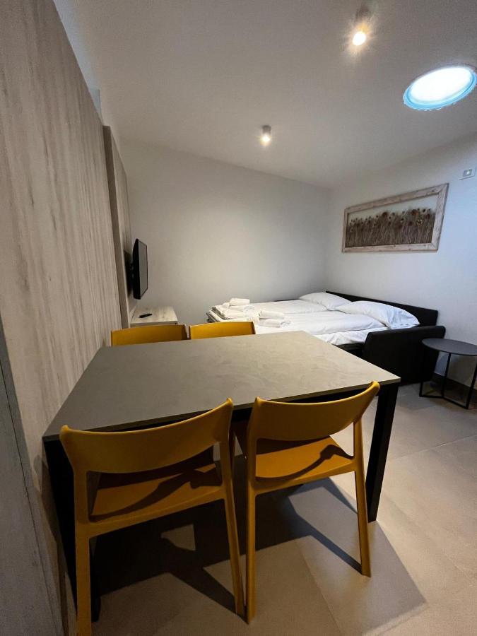 Bilo - Apartments For Rent Тренто Экстерьер фото