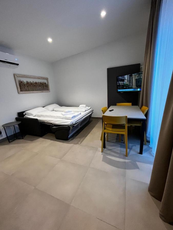 Bilo - Apartments For Rent Тренто Экстерьер фото