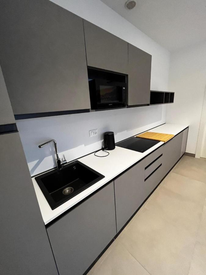 Bilo - Apartments For Rent Тренто Экстерьер фото