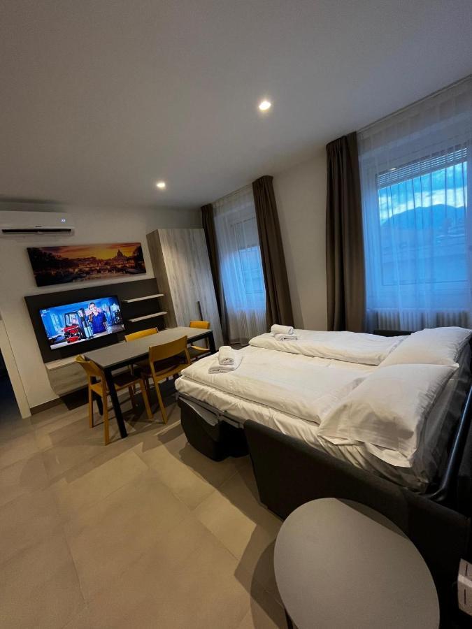 Bilo - Apartments For Rent Тренто Экстерьер фото