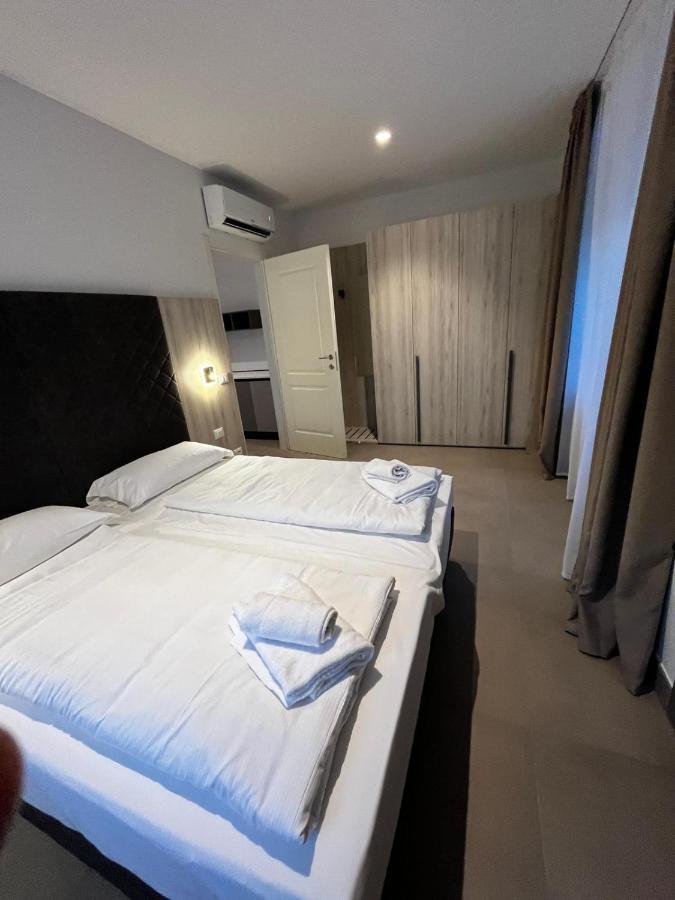Bilo - Apartments For Rent Тренто Экстерьер фото