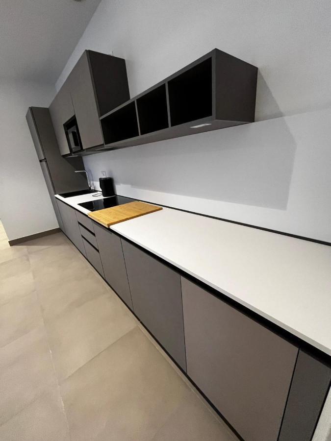 Bilo - Apartments For Rent Тренто Экстерьер фото
