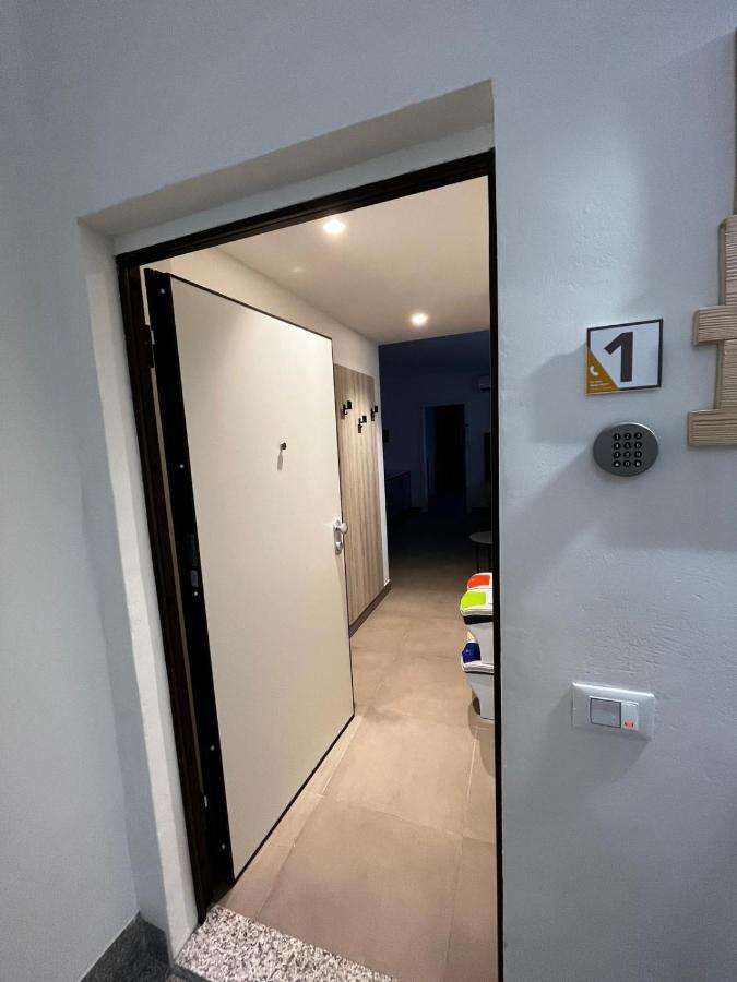 Bilo - Apartments For Rent Тренто Экстерьер фото